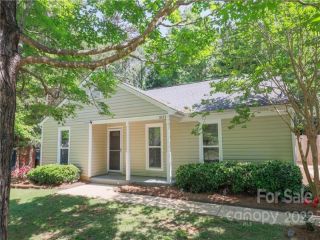 Foreclosed Home - 10123 GRAND JUNCTION RD, 28227