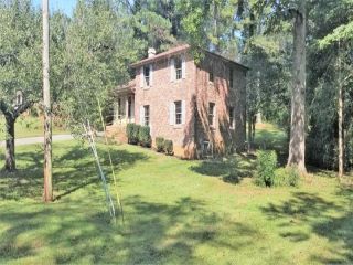 Foreclosed Home - 118 Nottingham Dr, 30263