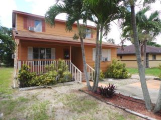 Foreclosed Home - 1826 Delaware Avenue, 33916