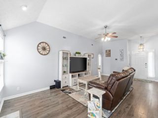 Foreclosed Home - 2812 SHARPIE DR, 37040