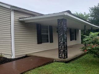 Foreclosed Home - 1409 Elrod St Se, 37311
