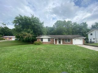 Foreclosed Home - List 100352084