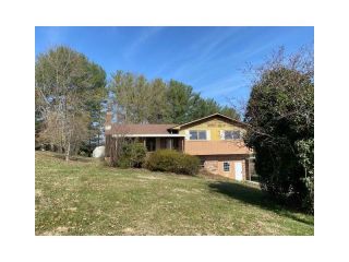 Foreclosed Home - 202 Bello Road, 37879