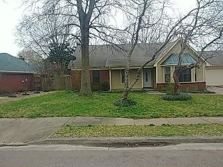 Foreclosed Home - 4205 Mary Lynn Dr, 38053
