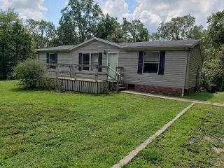 Foreclosed Home - 900 Cabo Road, 38332