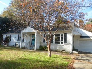 Foreclosed Home - 606 S Leflore Ave, 38732