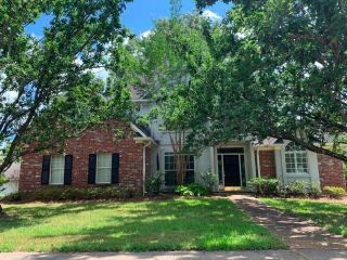 Foreclosed Home - 106 Hidden Hills Dr, 39110