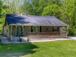 Foreclosed Home - 182 SUNRISE SHRS, 40330
