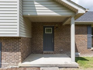 Foreclosed Home - 7624 E Highway 60, 40371