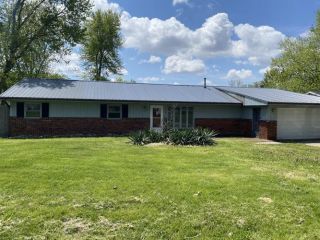 Foreclosed Home - List 100351893