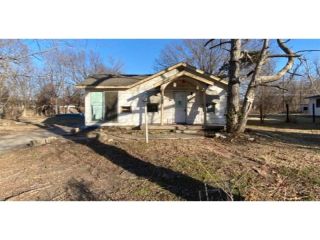 Foreclosed Home - List 100352415