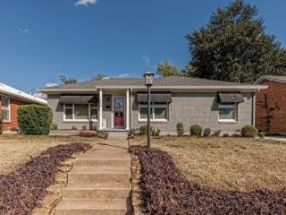 Foreclosed Home - 1113 N NEW RD, 76710