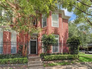 Foreclosed Home - 2618 ALBANY ST, 77006