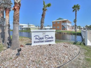 Foreclosed Home - 388 ROYAL DUNES CIR, 78373