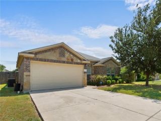 Foreclosed Home - 120 LEGENDS OF HUTTO TRL, 78634