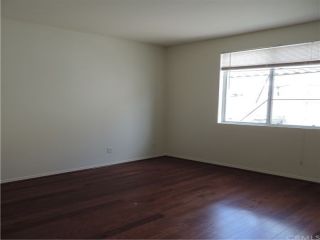Foreclosed Home - 28396 CHAMPIONS DR, 92584